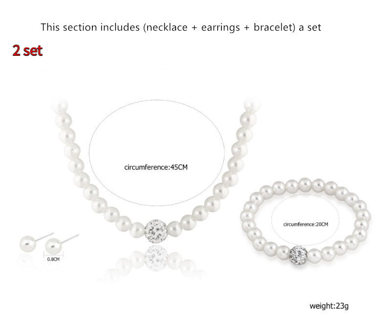 Pearl-look jewelry selection