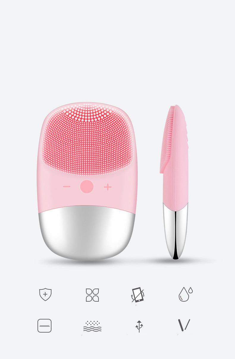 Silicone cleansing brush