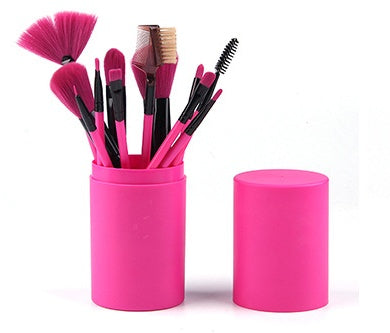 Makeup brushes · 12 pieces