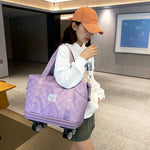 Expandable travel tote