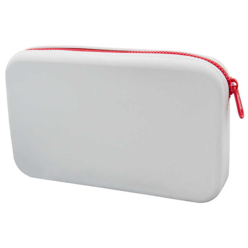 Silicone essentials pouch